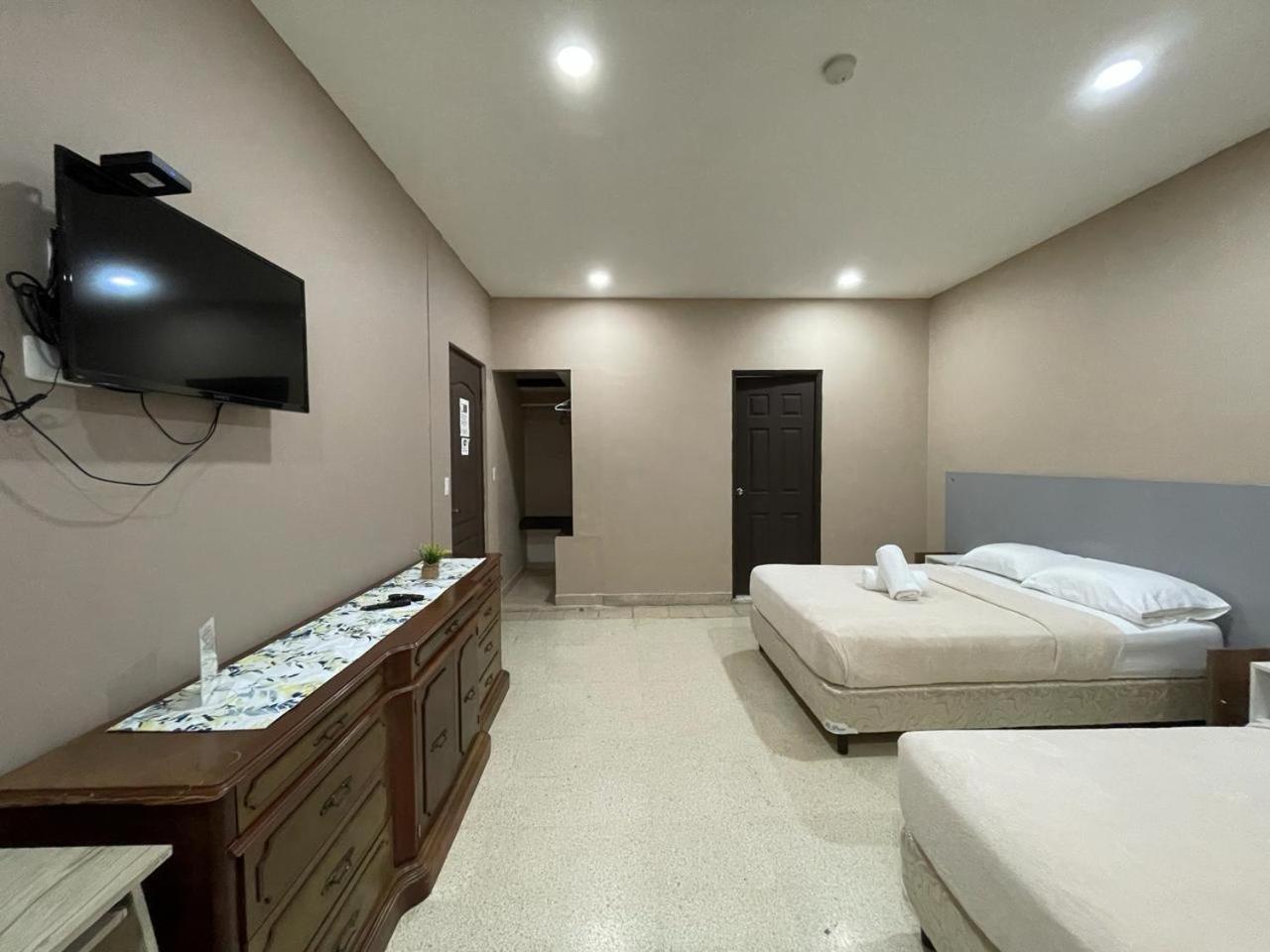 פנמה סיטי Hostal El Prado מראה חיצוני תמונה